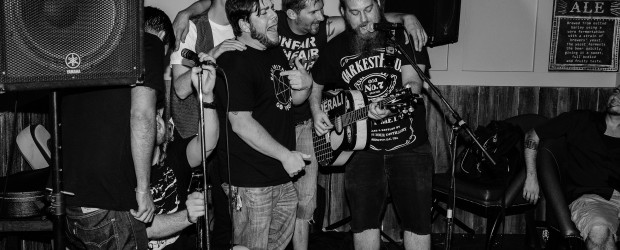 Images: Dead Frets, Matt Salkeld & more August 17, 2013 at Hammer & Ales (Drunks Go Acoustic: Del Tourco)