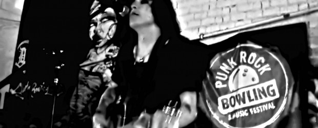 Video: Laura Jane Grace of Against Me! “Walking Is Still Honest” live at the Beauty Bar (Punk Rock Bowling)
