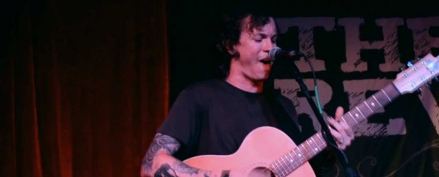 Video: Laura Jane Grace “Black Me Out” (Revival Tour)