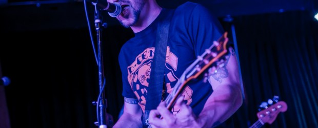 Contest: Win a prize pack from Sic Waiting and Avenues + tickets to see the bands with Pour Habit and Rayner at Beauty Bar 9/18