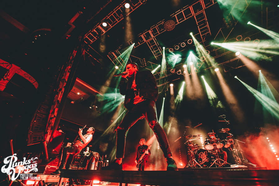 01-parkway-drive-tt-2