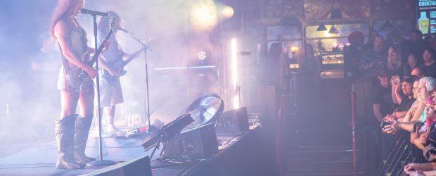 Images: Wet Leg, Leyla Ebrahimi – April 16, 2026 at Brooklyn Bowl